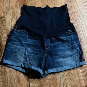 Liz Lange Maternity Midi Denim Short